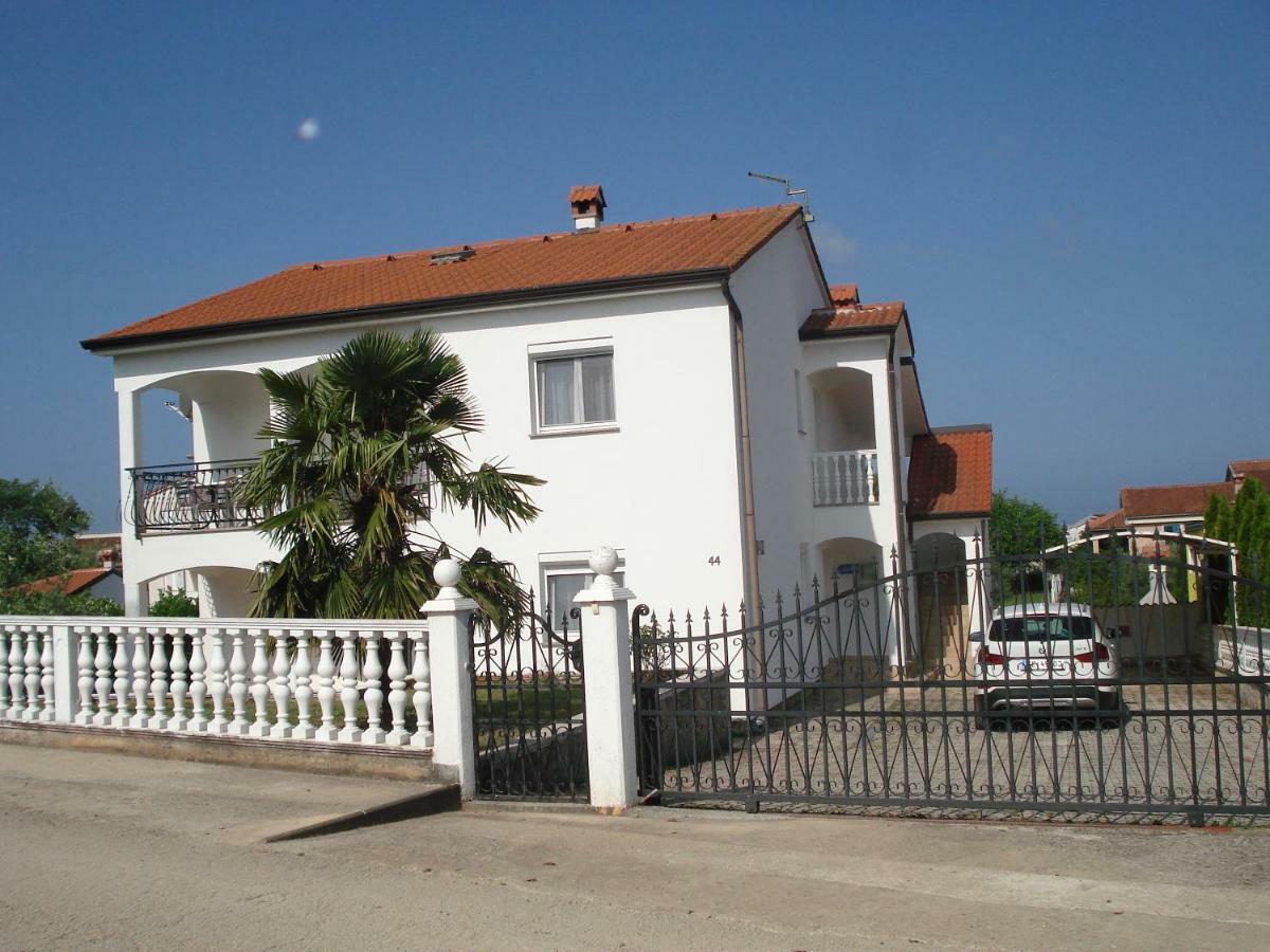 Apartmani I Soba Mia Пореч Екстер'єр фото